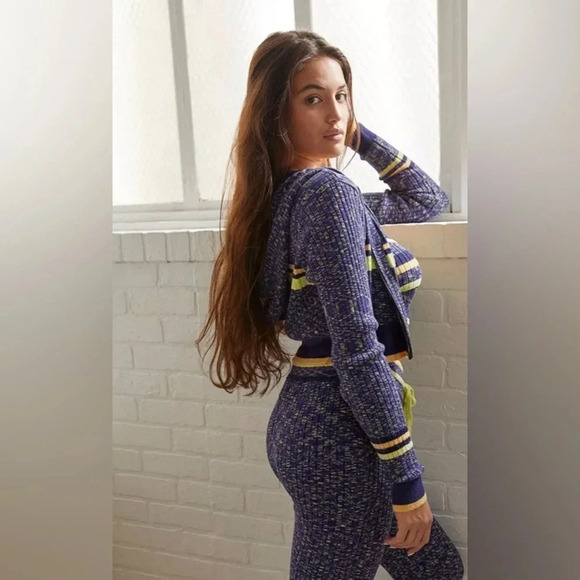 Urban Outfitters Cropped Hoodie Sweater Women’s M Striped Primrose Full Zip Up - Picture 5 of 16